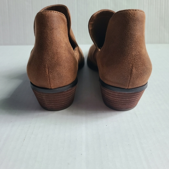 NWOT CHINESE LAUNDRY mali brown oleander booties - Picture 6 of 10